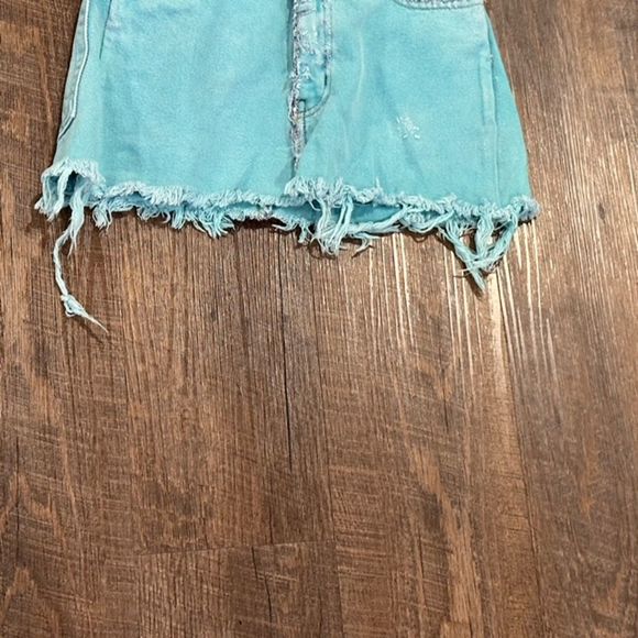 American Apparel Size XS Denim Mini Skirt Medium Wash Distressed Size 25 - Picture 4 of 4